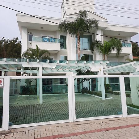 Casa Do Sol Apartment บอมบินญัส ภายนอก รูปภาพ