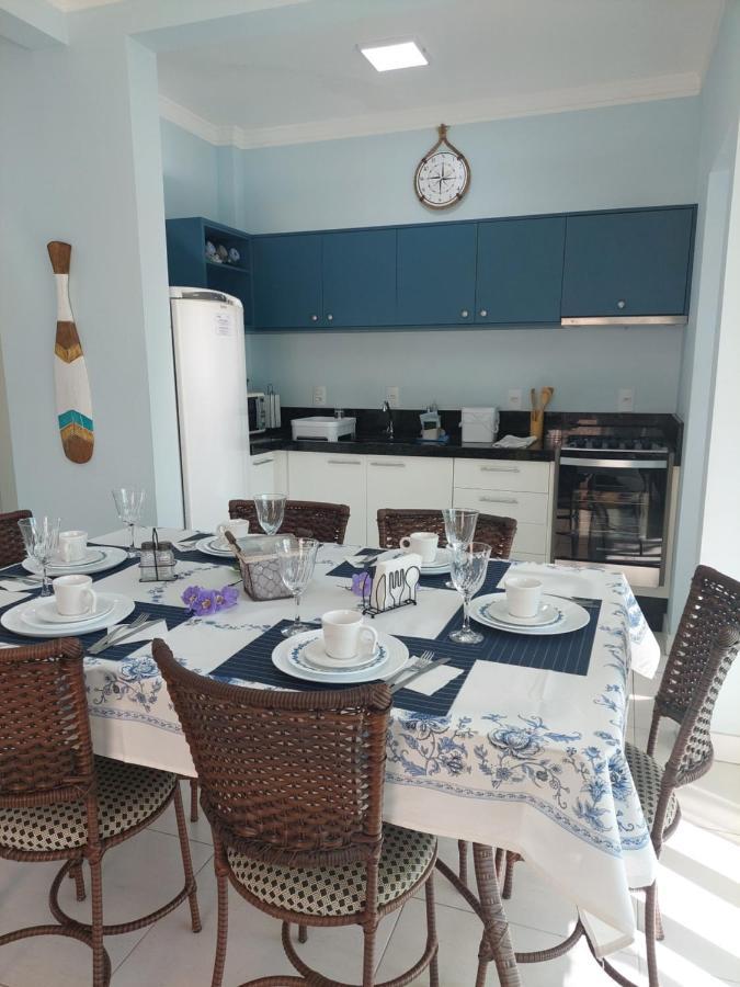 Casa Do Sol Apartment บอมบินญัส ภายนอก รูปภาพ